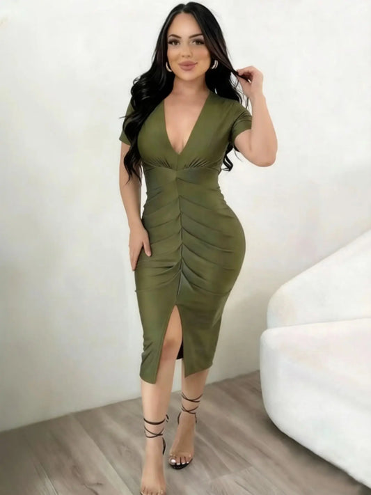 Women's Elegant Chic Plain V-Neck Pleated Dress, Fashion Casual Short-Sleeve Dress for Daily Outdoor Wear, Summer Style Womenswear, Casual Fashionable Dress