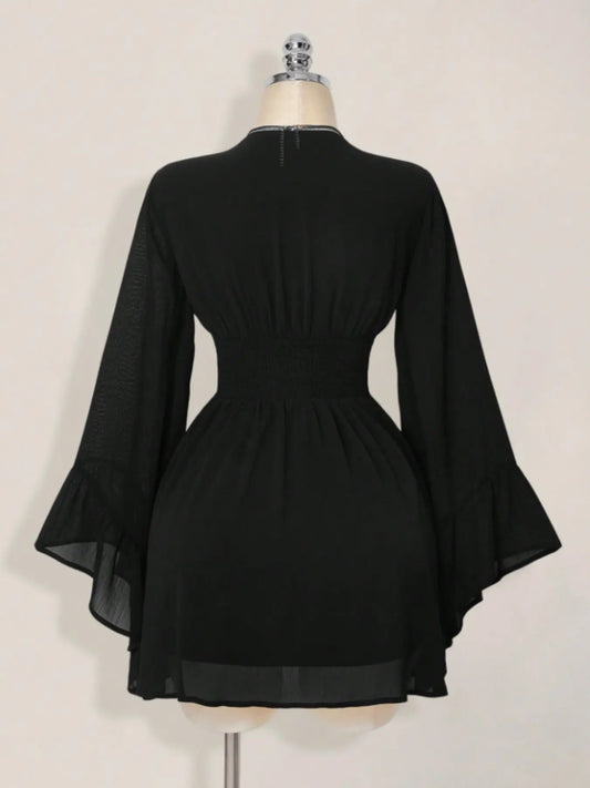Women's Gothic Style V Neck Waist Cinched Dress, Elegant Chic Long Sleeve Mini Dress, Autumn/winter Lantern Sleeve Dress