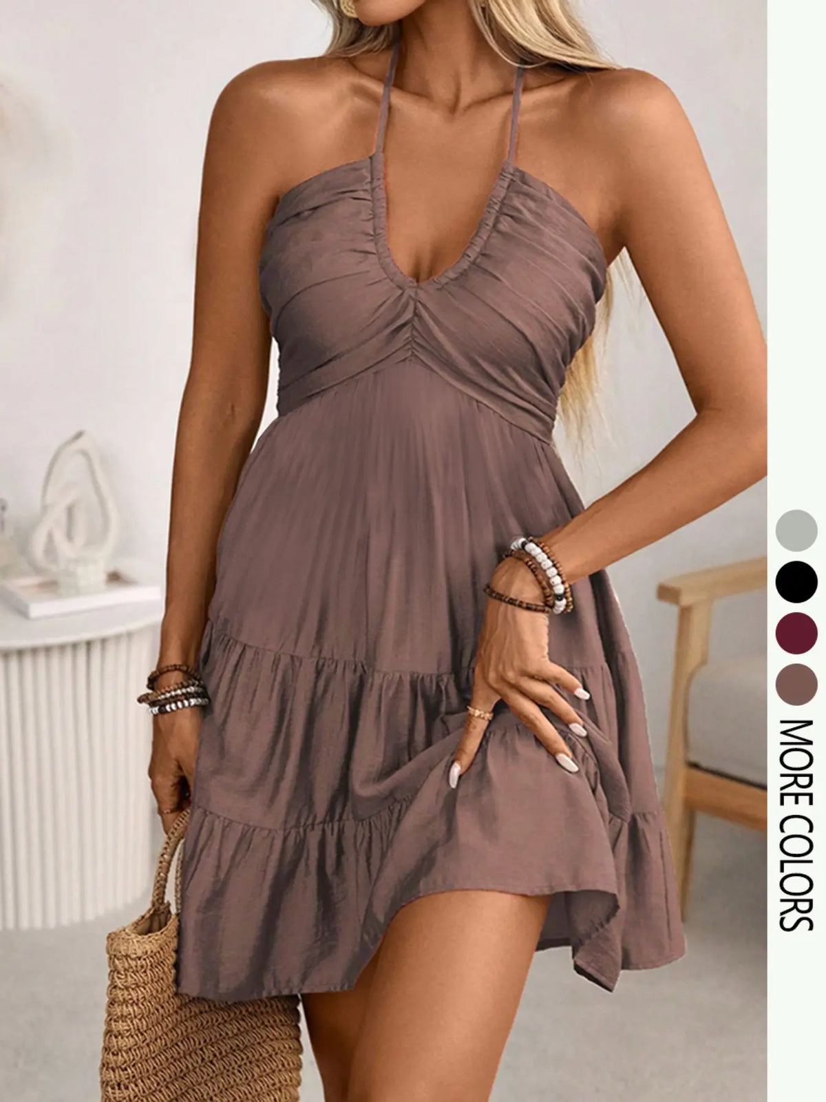 Women's Summer Halter Neck Tie Back Sundress, Boho Styles Fashion Shirred Back Tiered A-Line Mini Dress, Casual Beach Outfit, Backless Bow Closure Chic Fashion Womenswear