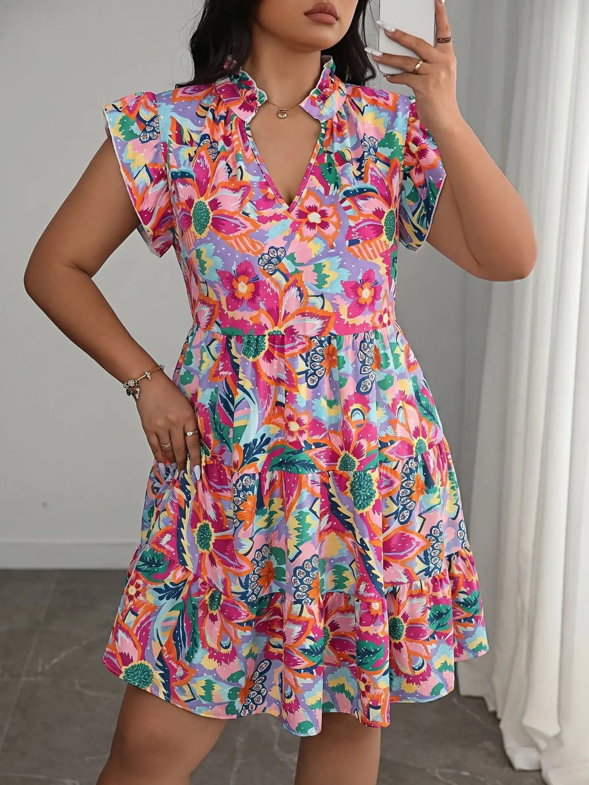 Plus Size Boho Tropical Print Summer Dress, Boho Sundress, Boho Printed Dress, Deep V Neck, Loose Fit, Casual, Short Sleeve, Knee Length, Bohemian Elegant Style, Perfect for Vacation & Daily Wear