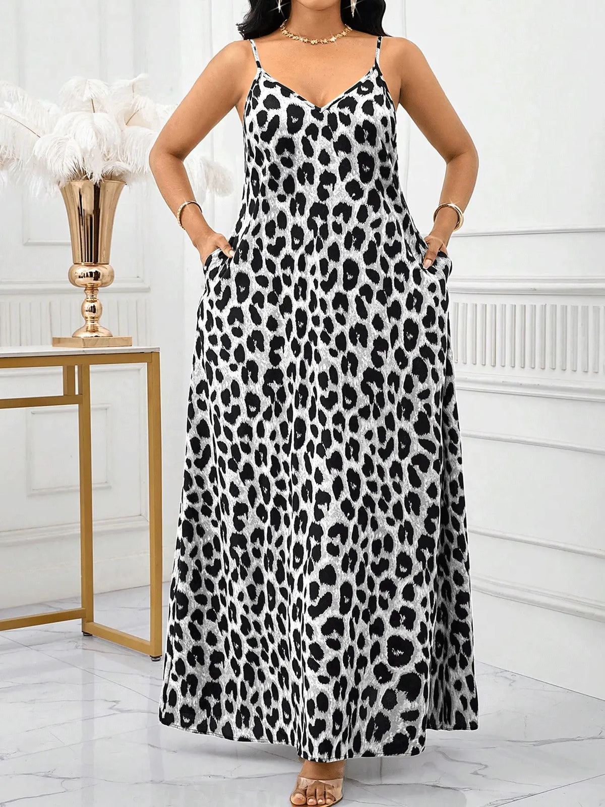 Summer Leopard Print Dress, Sleeveless Long Dress, Casual A-Line Dress with Pockets, Loose Fit, V-Neck, Beach & Travel Wear