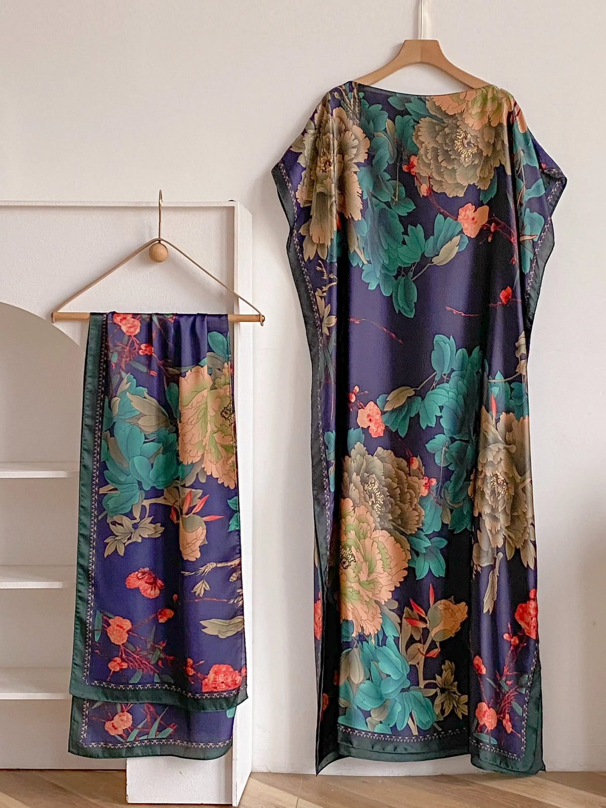 Women's Fashion Print Long Robe Outfit Set, Moomoo Dress + Scarf Headband, Casual Woven Fabric Thin All-Season Wear, Beach Sun Protection