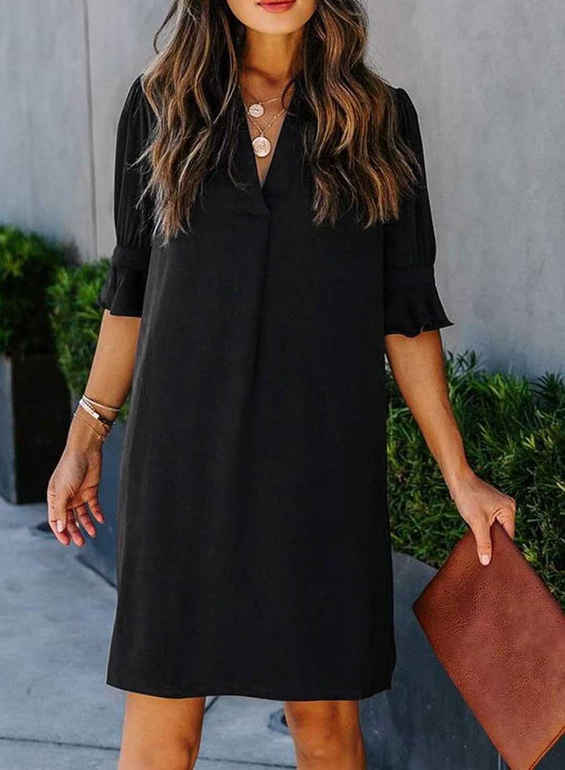 QACOHU Summer Dresses for Women V Neck Ruffle Short Sleeve Shift Dress
