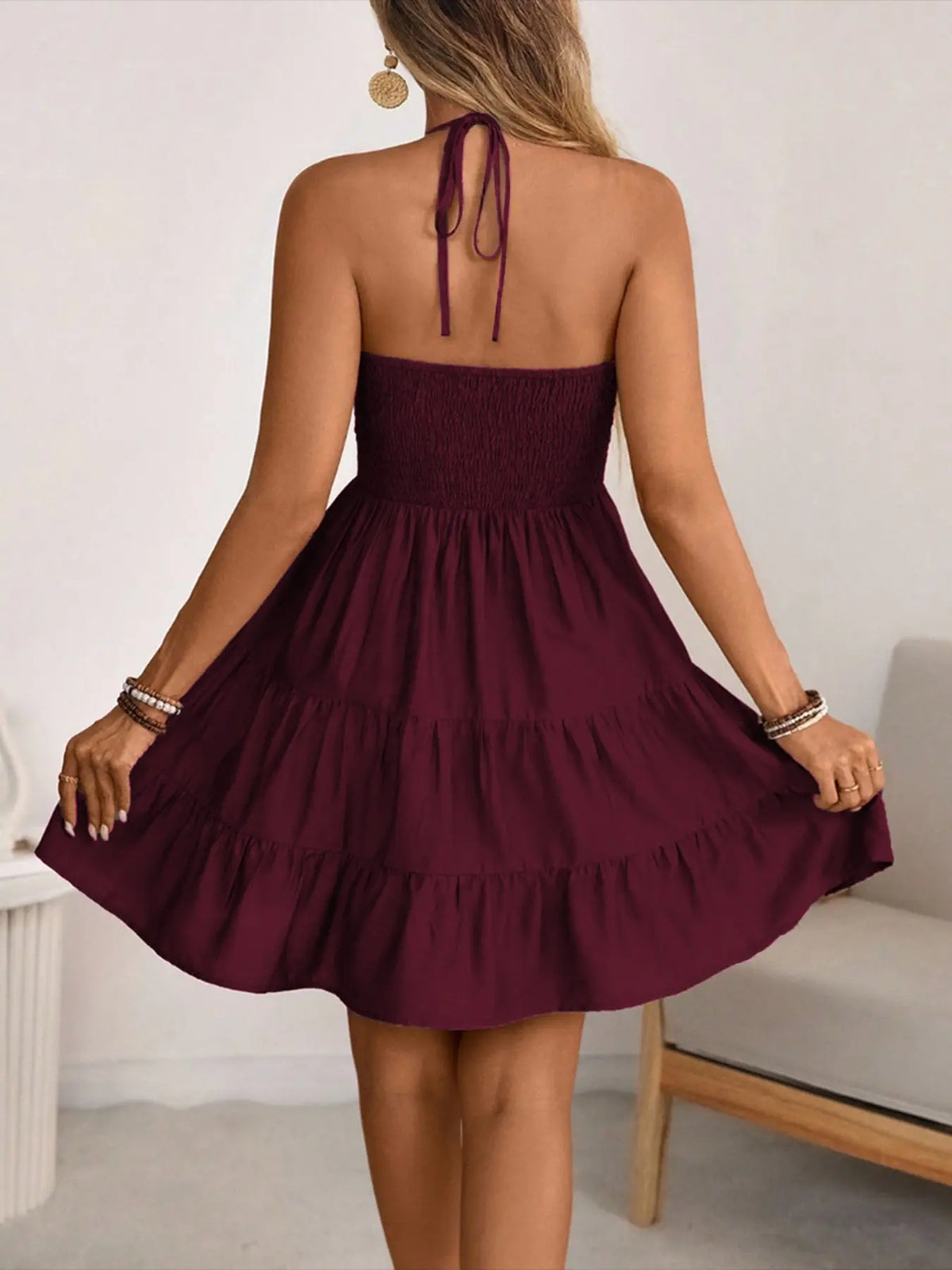 Women's Summer Halter Neck Tie Back Sundress, Boho Styles Fashion Shirred Back Tiered A-Line Mini Dress, Casual Beach Outfit, Backless Bow Closure Chic Fashion Womenswear